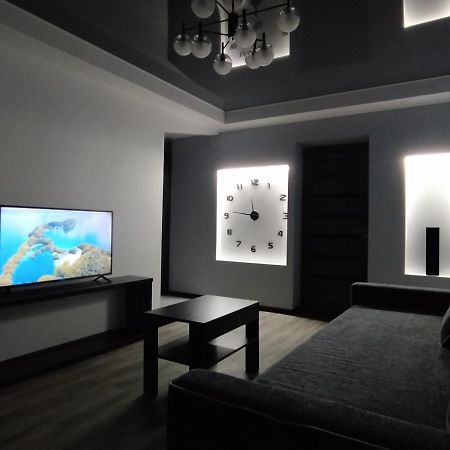 2Rooms Apartment - 181 Gogol Street Zaporizhia Kültér fotó