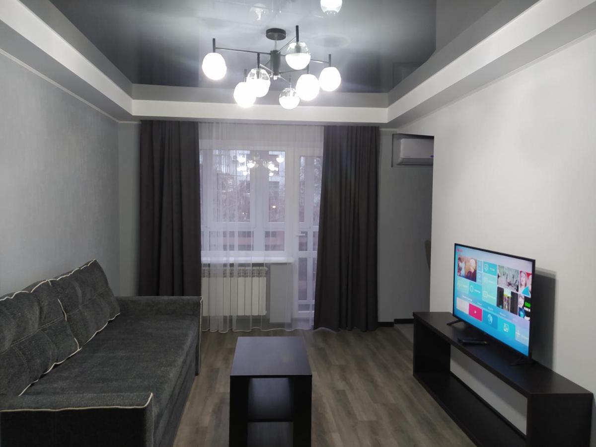 2Rooms Apartment - 181 Gogol Street Zaporizhia Kültér fotó